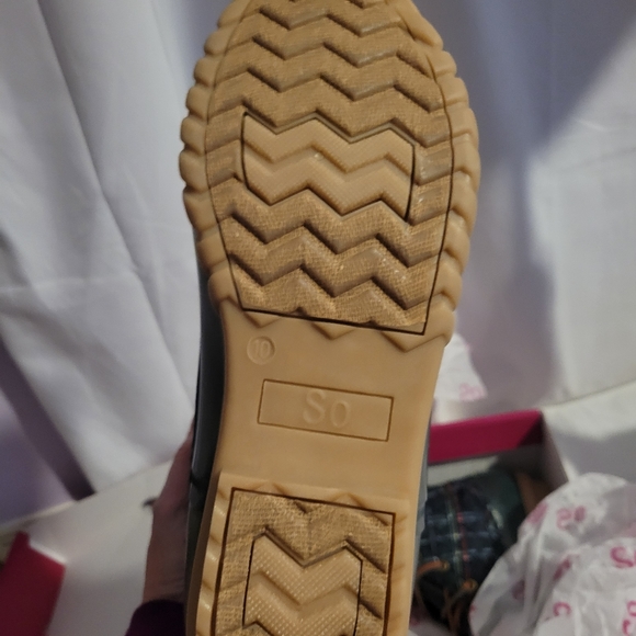 New women's 🦆 boots - Picture 3 of 4